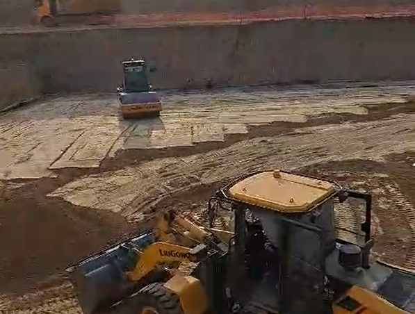 Земельные работы - Экскавация котлована